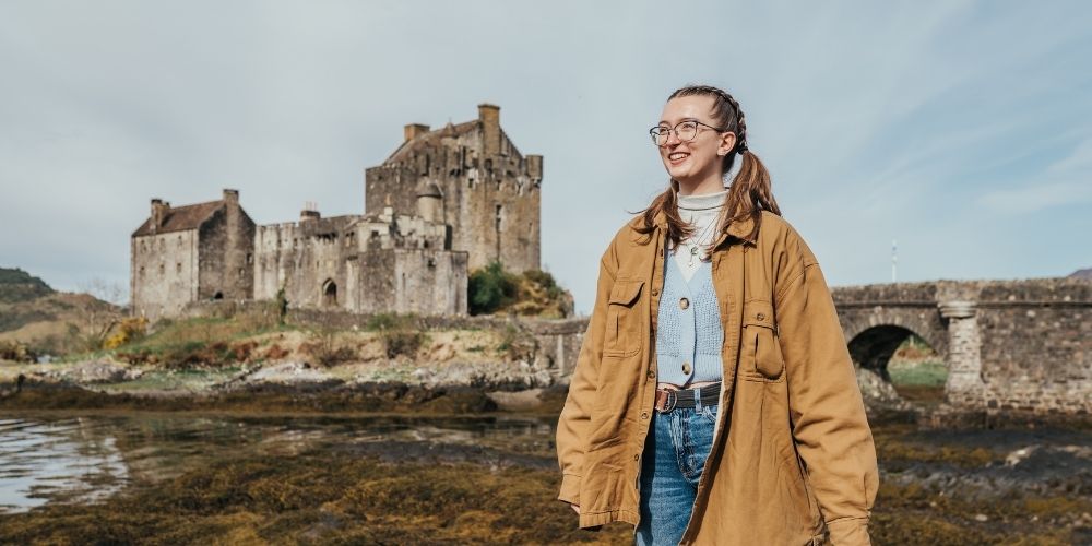 Eilean Donan Castle - 3 Day Isle of Skye Tour - MacBackpackers