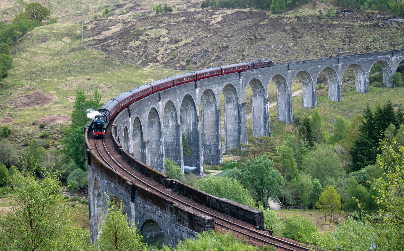 Glenfinnan Viaduct - 5 Day Skye & Highland Fling