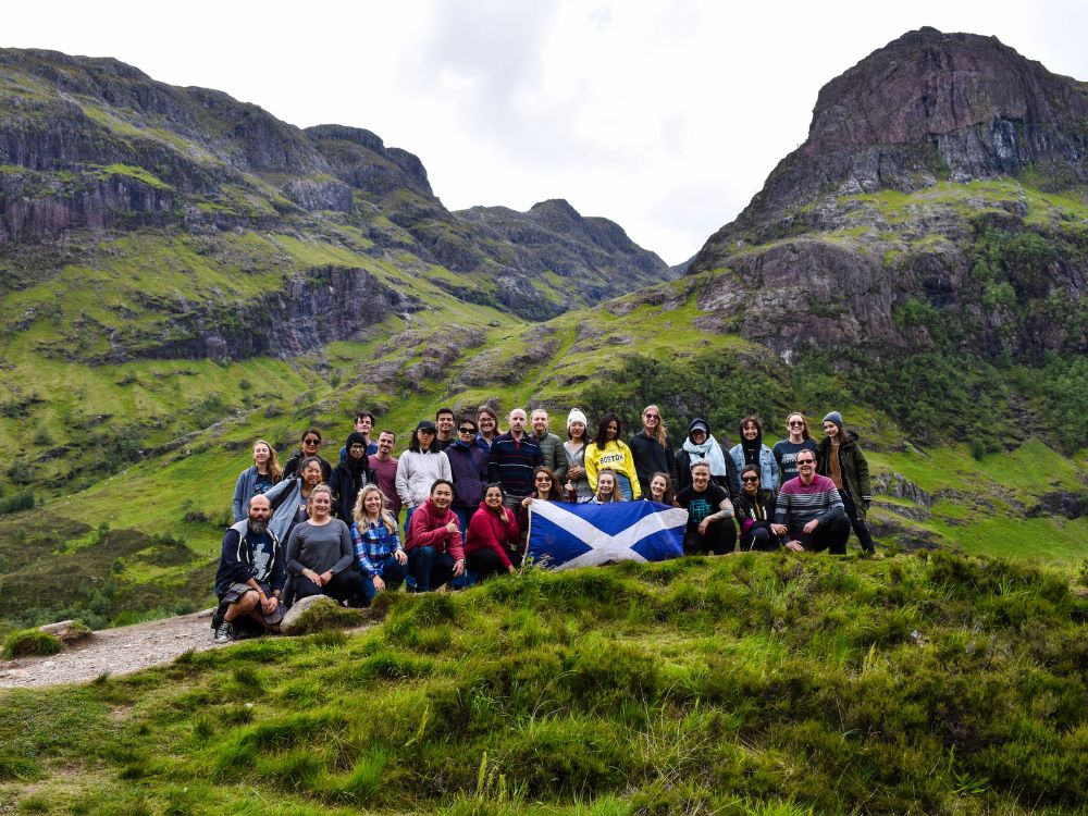 Macbackpackers Tours of Scotland Group - Glencoe 